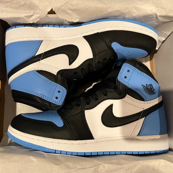 Jordan Other - Air Jordan 1 Retro High OG UNC TOE